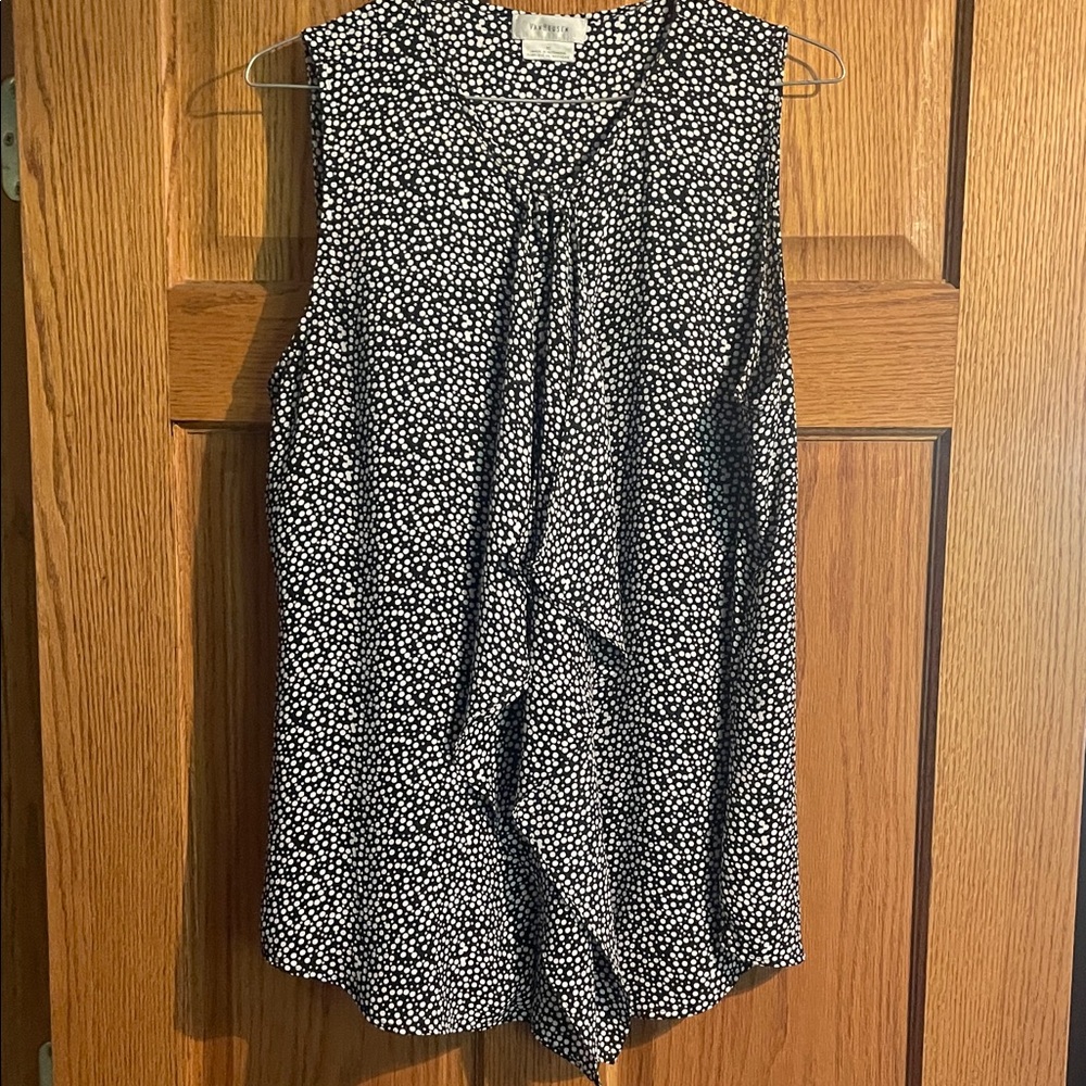 Black and White Sleeveless Top